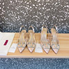 Picture of Valentino Shoes Women _SKUfw134655825fw